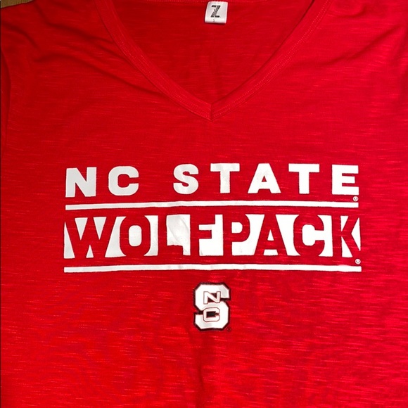 NC STATE WOLFPACK T-shirt Sz Small - Picture 3 of 6